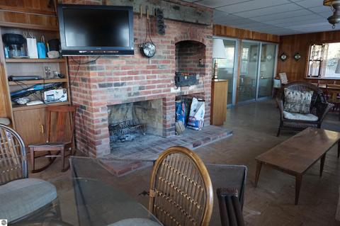 985 Crescent Ave, Au Gres, MI 48703 photo 28