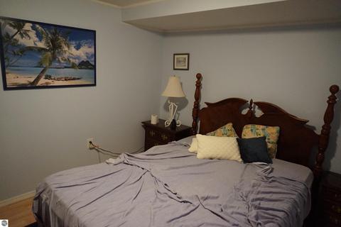 985 Crescent Ave, Au Gres, MI 48703 photo 16