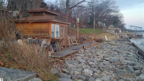 985 Crescent Ave, Au Gres, MI 48703 photo 5