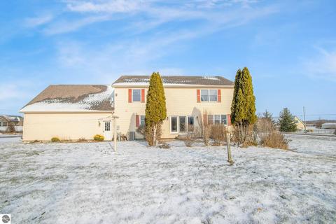 772 E Pickard Rd, Mount Pleasant, MI 48858 photo 4