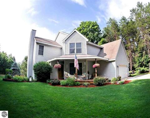 9931 E 22 Rd, Manton, MI 49663 photo 2