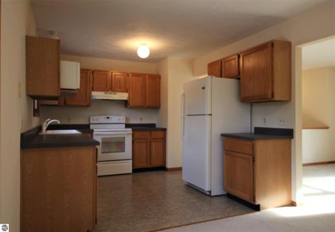 17912 Cinder Rd, Interlochen, MI 49643 photo 8