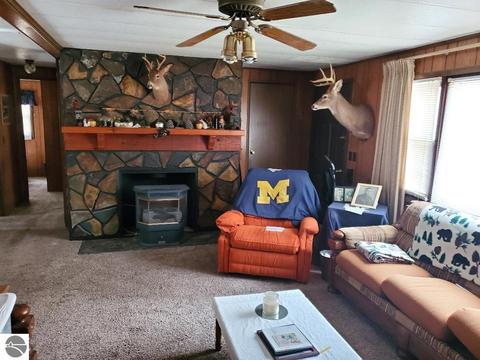 4738 S 21 Rd, Boon, MI 49618 photo 3