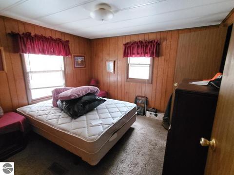 4738 S 21 Rd, Boon, MI 49618 photo 13