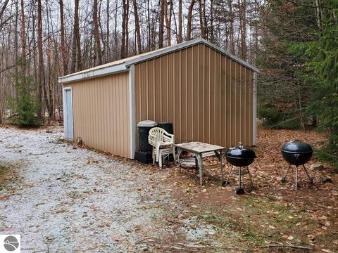 4738 S 21 Rd, Boon, MI 49618 photo 6
