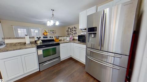 7522 W Blanchard Rd, Blanchard, MI 49310 photo 9