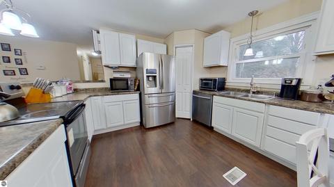 7522 W Blanchard Rd, Blanchard, MI 49310 photo 7