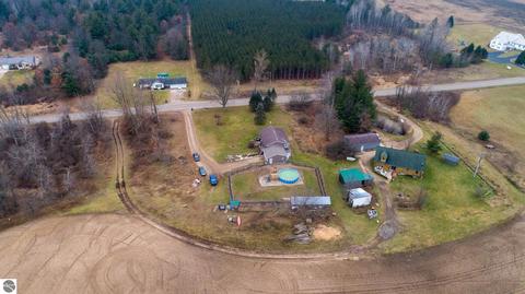 7522 W Blanchard Rd, Blanchard, MI 49310 photo 39