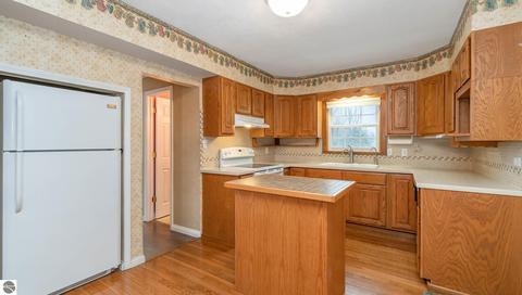 1860 N State Rd, Ithaca, MI 48847 photo 5