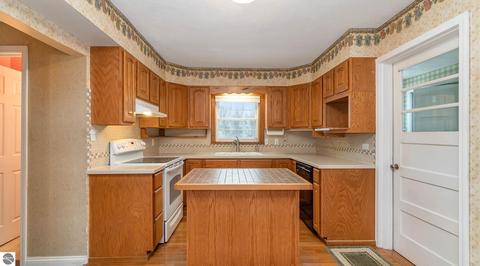 1860 N State Rd, Ithaca, MI 48847 photo 6