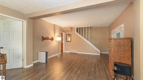 1860 N State Rd, Ithaca, MI 48847 photo 9