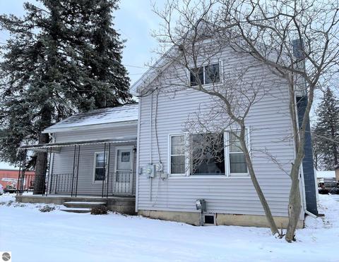 240 E Wright Ave, Shepherd, MI 48883 photo 3