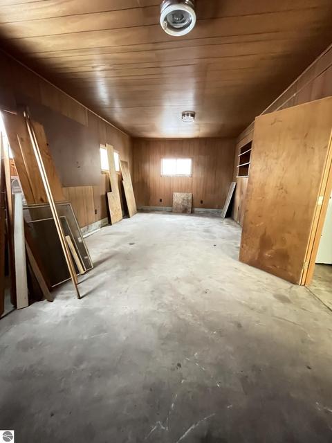 240 E Wright Ave, Shepherd, MI 48883 photo 6