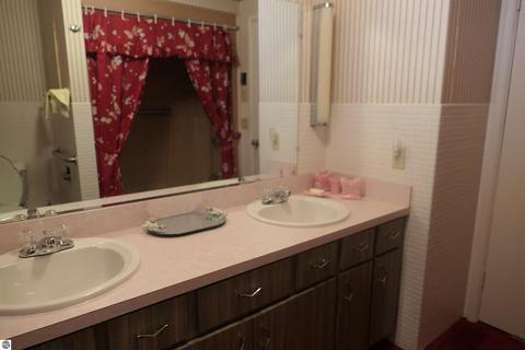 99 Fleming St, Saint Ignace, MI 49781 photo 18