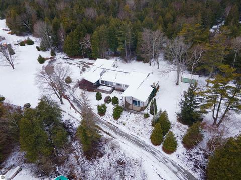 99 Fleming St, Saint Ignace, MI 49781 photo 7