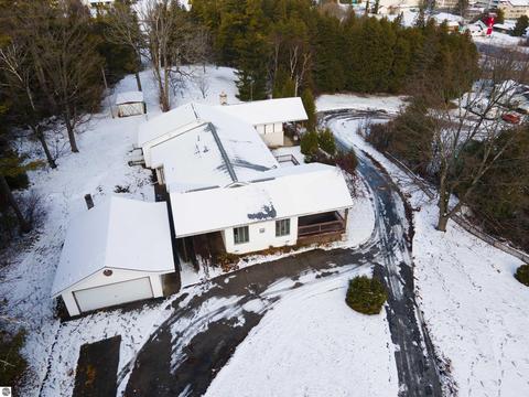 99 Fleming St, Saint Ignace, MI 49781 photo 6