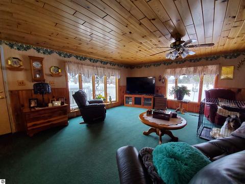 406 E Main, Hale, MI 48739 photo 3