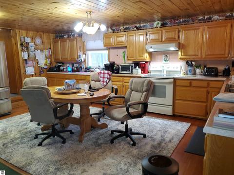 406 E Main, Hale, MI 48739 photo 5