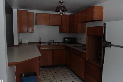 10964 Maple, Mesick, MI 49668 photo 6