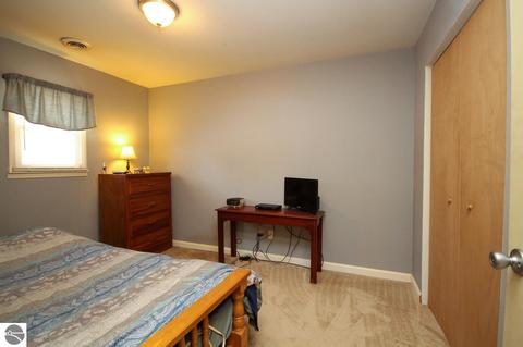 2131 Harper Dr, Harrison, MI 48625 photo 23