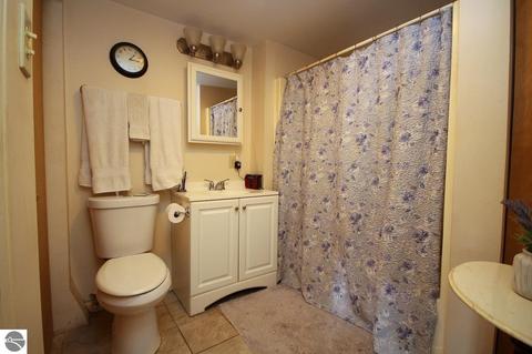 2131 Harper Dr, Harrison, MI 48625 photo 26