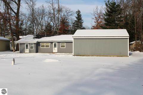 2131 Harper Dr, Harrison, MI 48625 photo 37