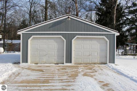 2131 Harper Dr, Harrison, MI 48625 photo 36