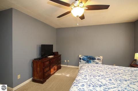 2131 Harper Dr, Harrison, MI 48625 photo 21