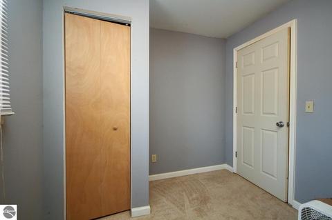2131 Harper Dr, Harrison, MI 48625 photo 30