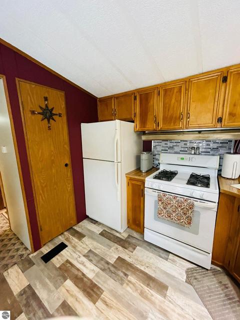320 Pine St, Manton, MI 49663 photo 22