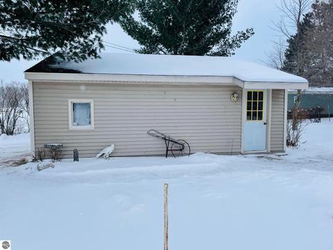 320 Pine St, Manton, MI 49663 photo 8
