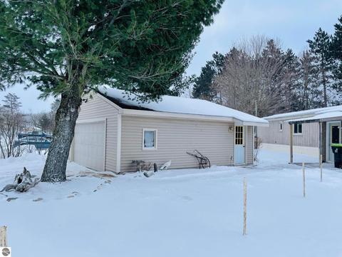 320 Pine St, Manton, MI 49663 photo 6