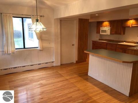 214 E Upright St, Charlevoix, MI 49720 photo 4