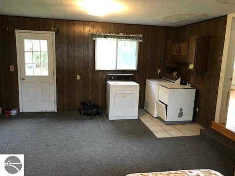 214 E Upright St, Charlevoix, MI 49720 photo 18