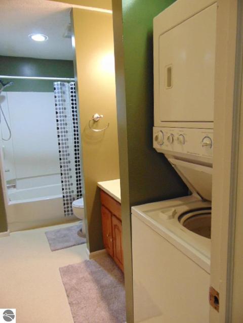 511 N Ithaca St, Ithaca, MI 48847 photo 24