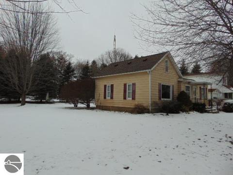 511 N Ithaca St, Ithaca, MI 48847 photo 7