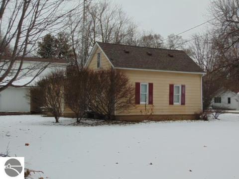 511 N Ithaca St, Ithaca, MI 48847 photo 9
