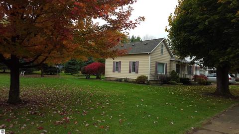 511 N Ithaca St, Ithaca, MI 48847 photo 6