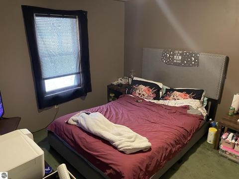 778 E Pine River Rd, Midland, MI 48640 photo 7