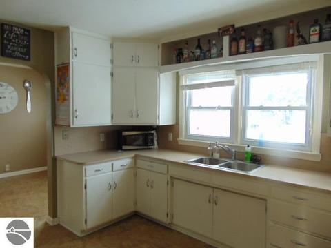 601 E Center St, Ithaca, MI 48847 photo 16