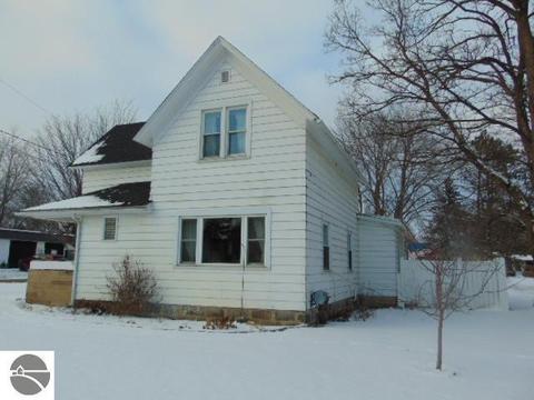 601 E Center St, Ithaca, MI 48847 photo 6