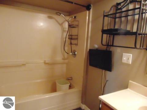 601 E Center St, Ithaca, MI 48847 photo 31