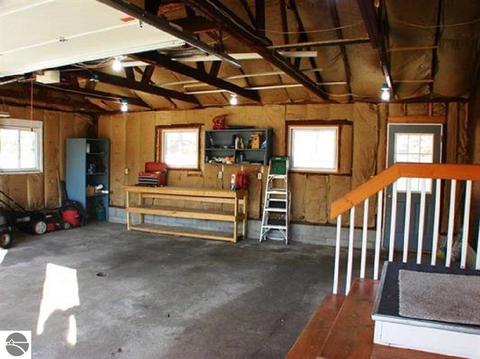 601 E Center St, Ithaca, MI 48847 photo 42
