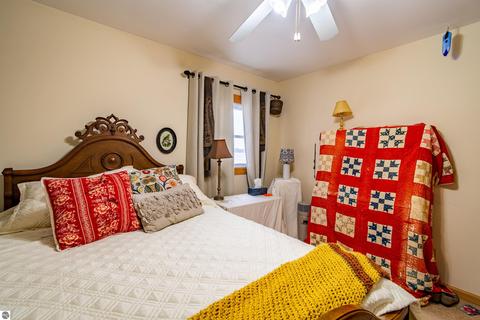 2283 E Millbrook Rd, Mount Pleasant, MI 48858 photo 12