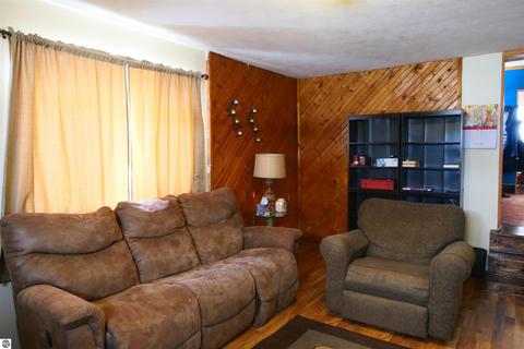 8568 S Pingree Rd, Middleton, MI 48856 photo 10