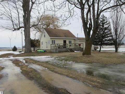8568 S Pingree Rd, Middleton, MI 48856 photo 24