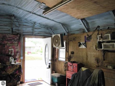 3817 Maple Ave, Lupton, MI 48635 photo 29