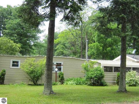 3817 Maple Ave, Lupton, MI 48635 photo 6