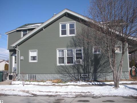 5203 Jonathon Ln, Dearborn, MI 48126 photo 3