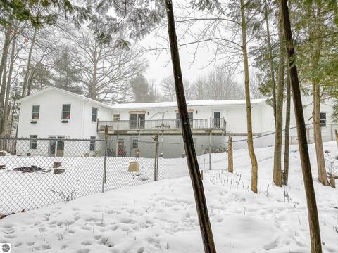 4737 Springbrook Dr, Williamsburg, MI 49690 photo 3